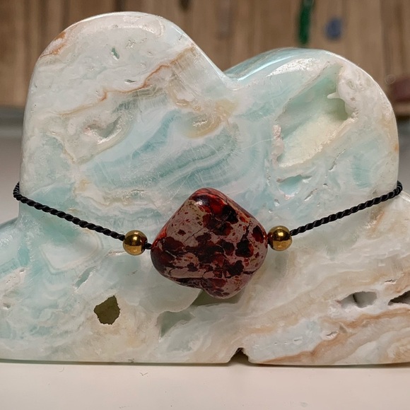 Minimal Free-Floating Red Sea Sediment Jasper Pendant Necklace - Picture 1 of 3